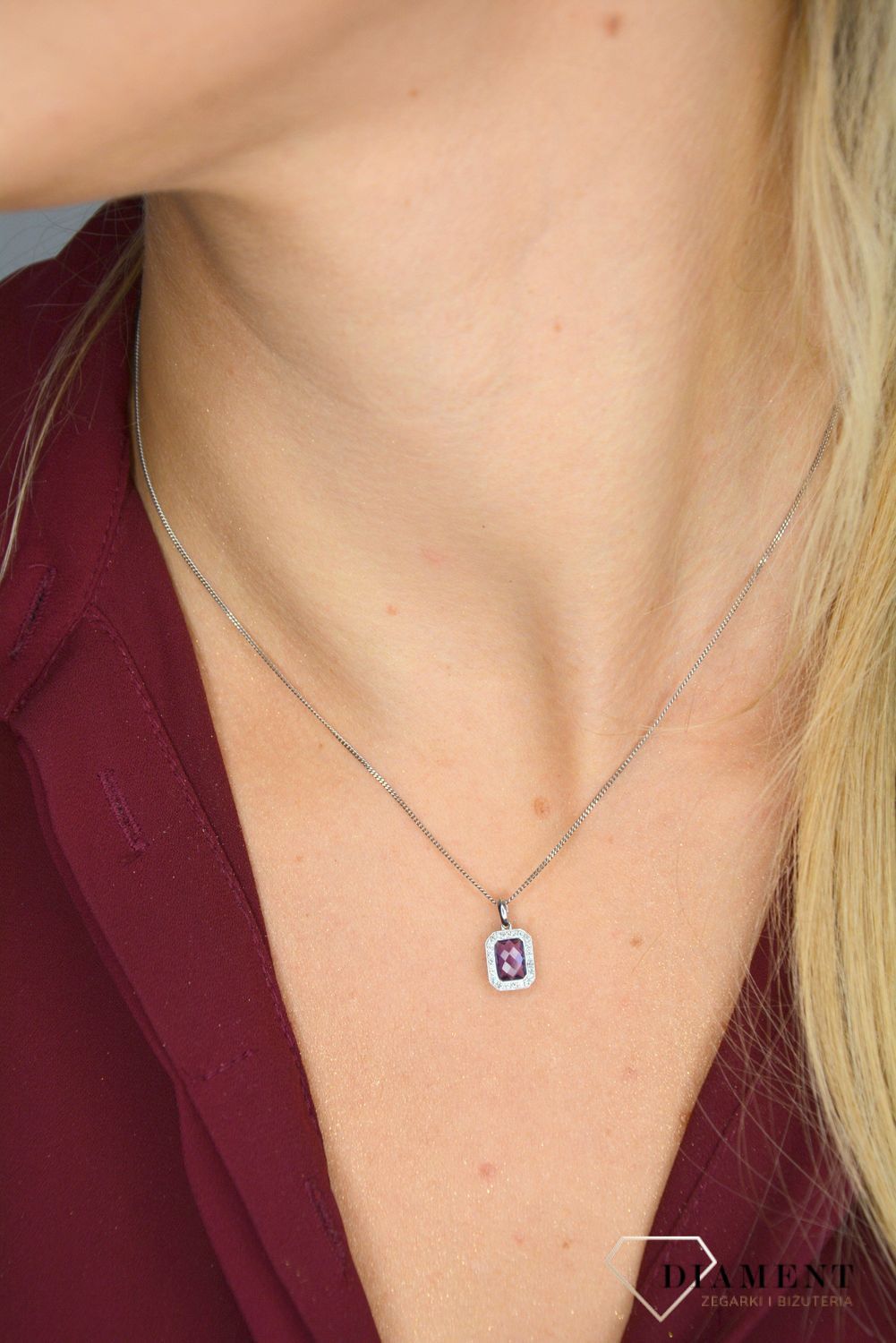 Złoty łańcuszek 585 pancerka Białe Złoto 1 mm S2Ł000000-470B 585 1mm ✅ Łańcuszek został wykonany z wysokiej jakości 14-karatowego białego złota, próba 585 ✅.jpg